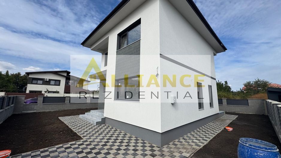 Casa Individuala - 4 camere - 2 bai - 320mp teren - Poză 1