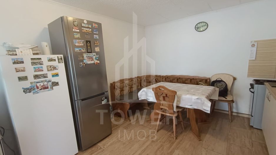 Casă de vânzare în satul Roșia cu vedere panoramică spre Munții Făgăras - Poză 4