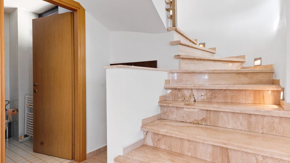 VANZARE Vilă PREMIUM cu 6 camere în zona Central, OTOPENI - Poză 19