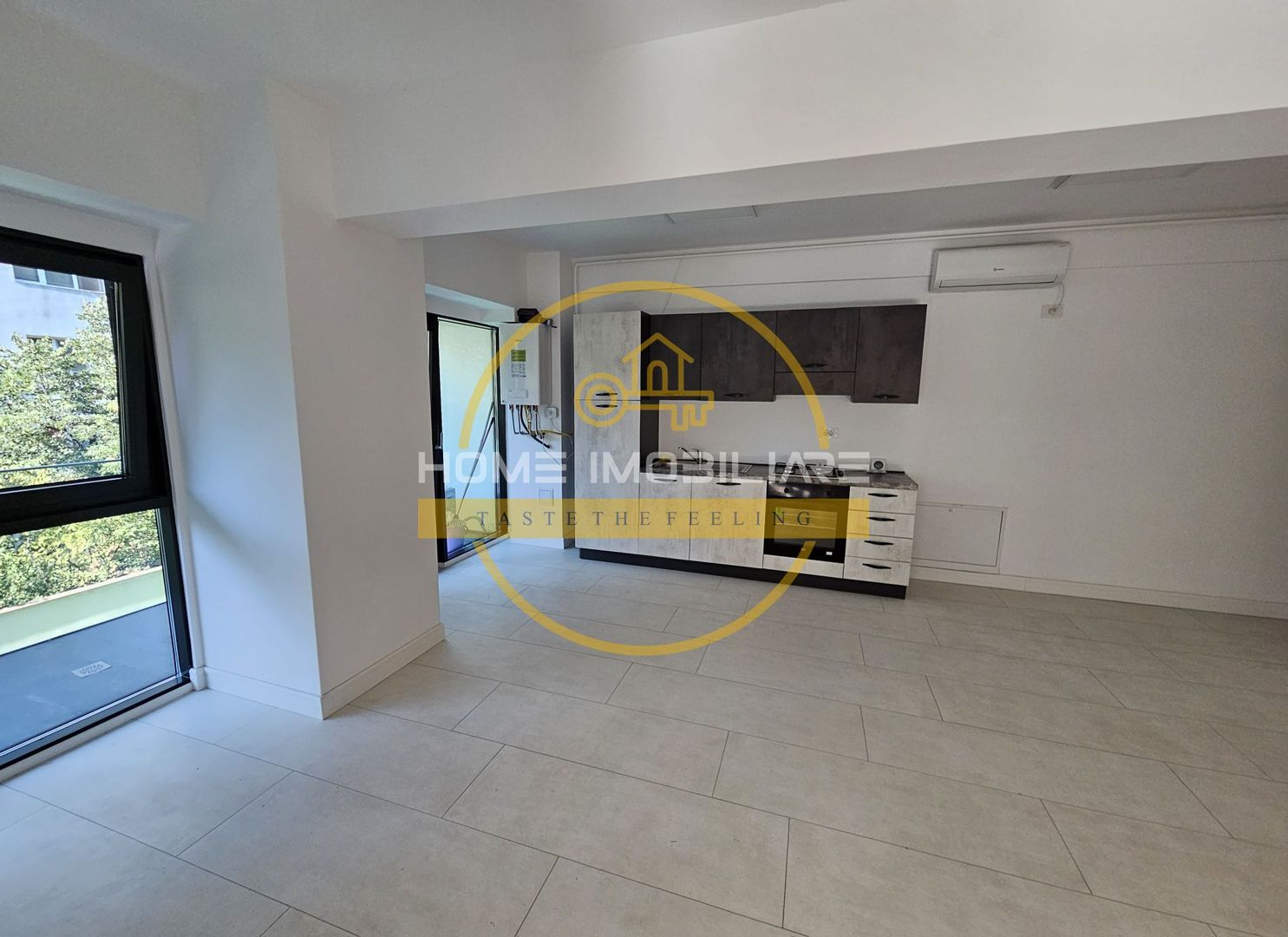 Etaj 1 Apartament 3 camere Mercury Apartments Podu Ros - Poză 1