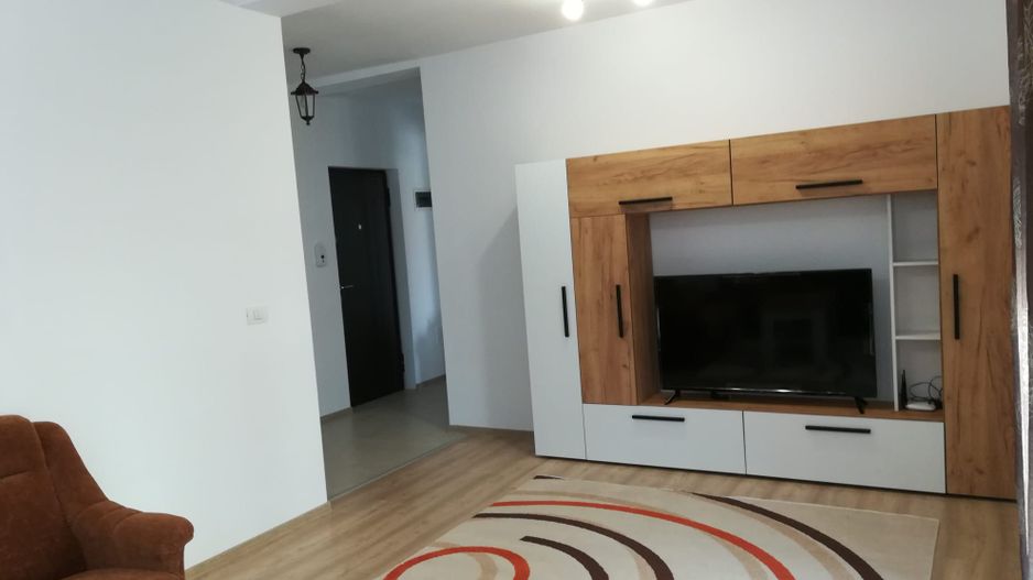 Giroc | 2 camere | Decomandat | Etaj 1 | Mobilat și utilat | Aproape de Daf - Poză 1