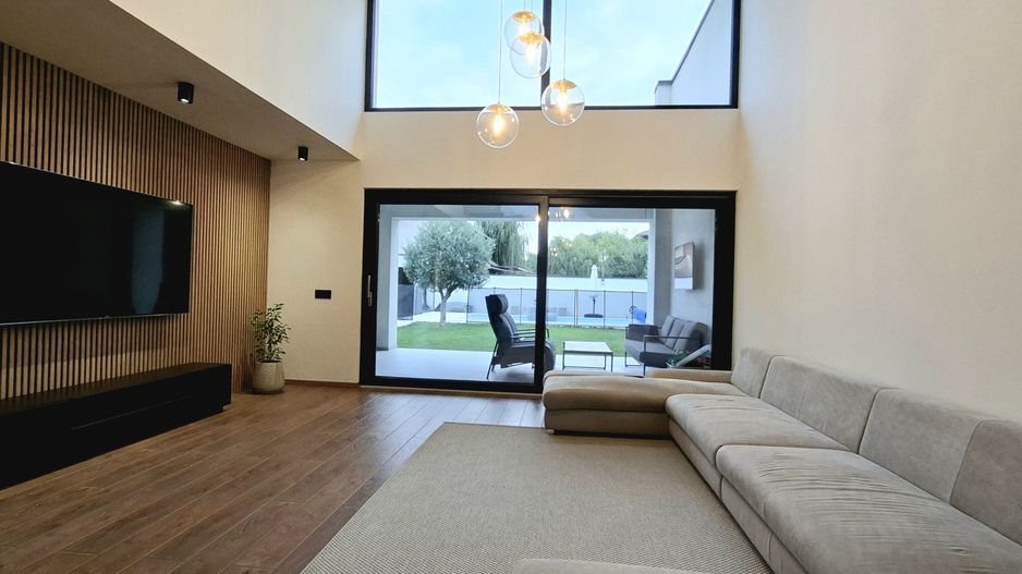 Locuinta individuala exclusivista cu piscina - Dumbravita - Poză 2