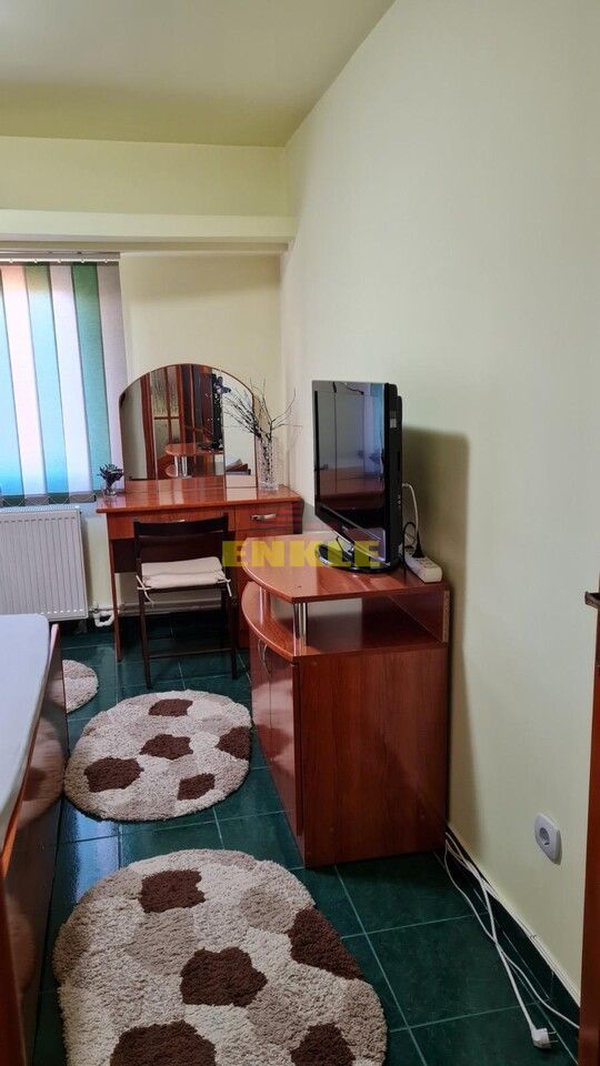 De vânzare apartament cu 3 camere, strada Octav Onicescu - Poză 2