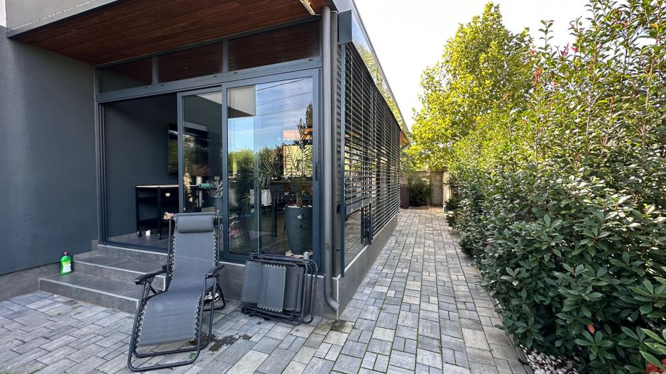 Casa moderna în Dumbravita - Ikea cu garaj - Poză 12