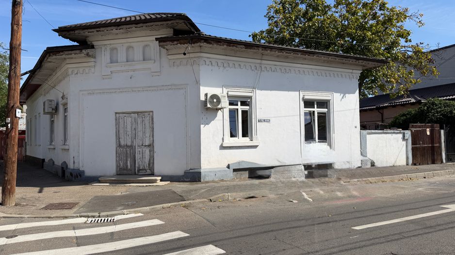 Parte de casă cu 3 camere, curte proprie și teren – Str. Ion Baiulescu - Poză 24