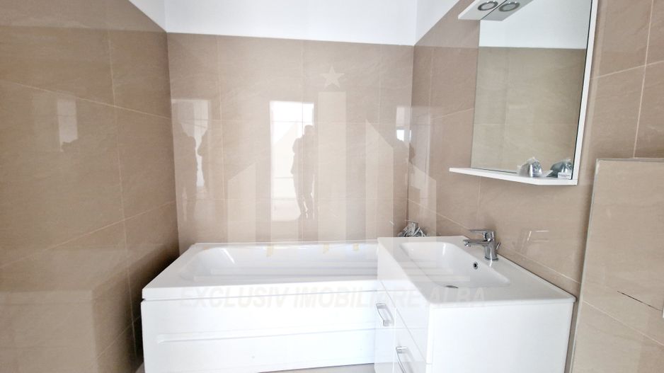 Apartament cu 2 camere de vanzare, Bloc Nou - Poză 5