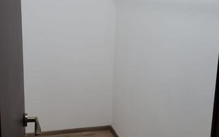 De Vanzare Apartament 3 camere in Vila Sebastian sect 5 - Poză 15