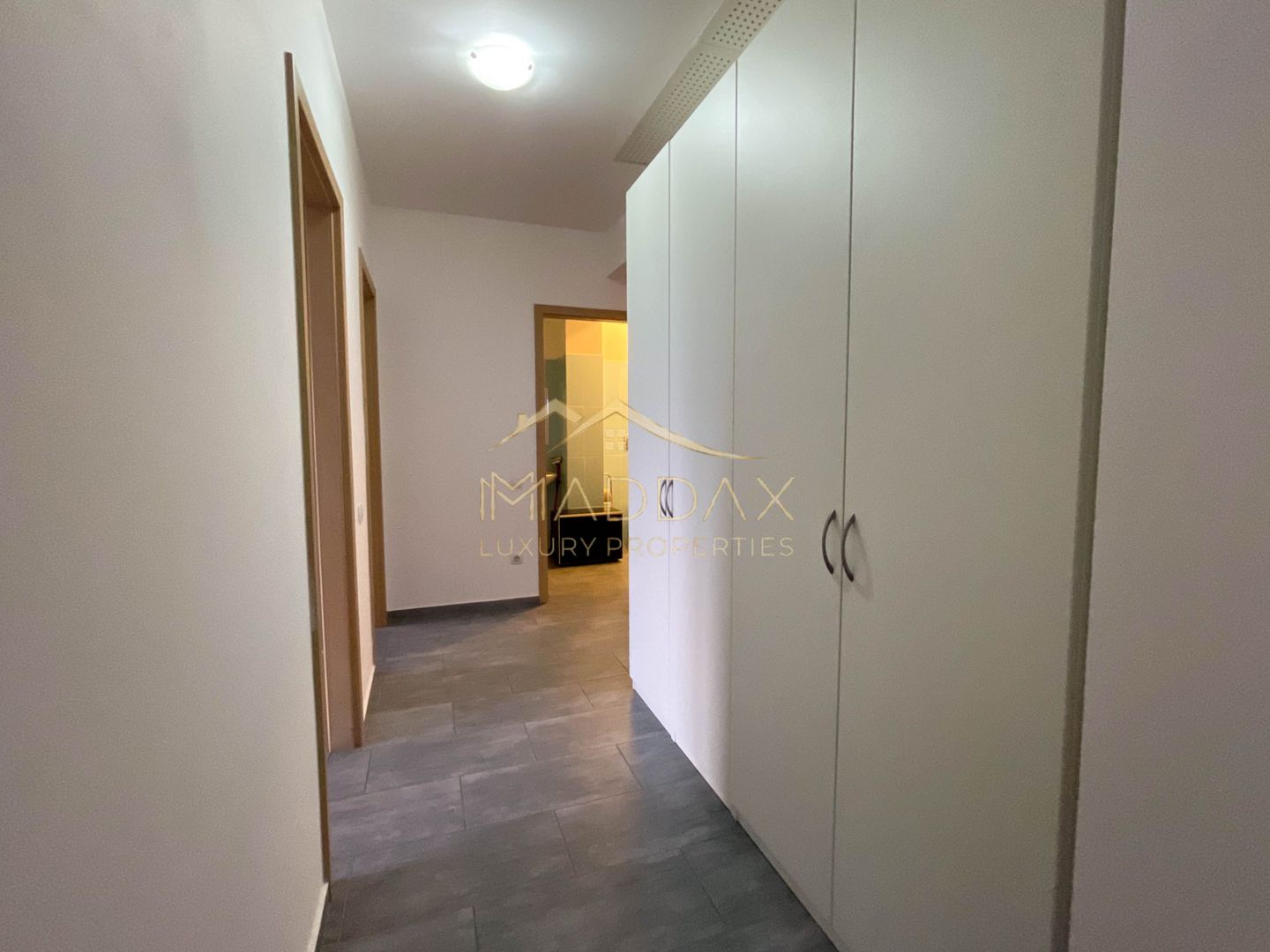 Apartament 4 camere de vanzare II Baneasa II Pipera II Parcare - Poză 11