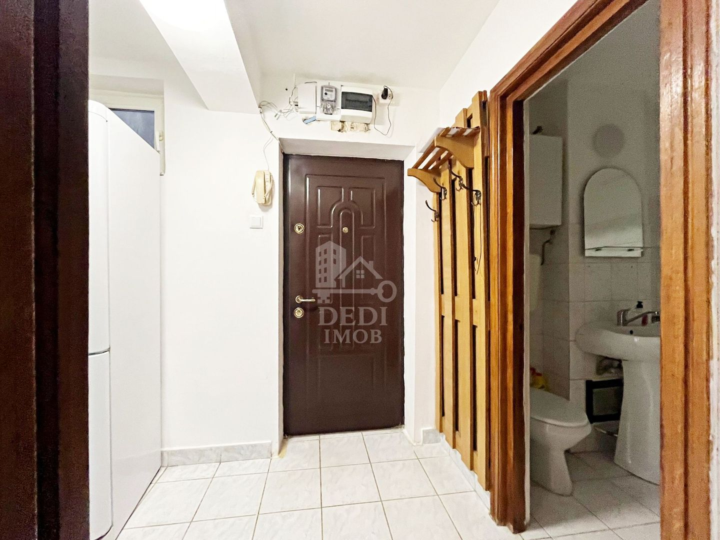 Apartament 2 camere de vânzare in zona Rogerius, Oradea - Poză 7