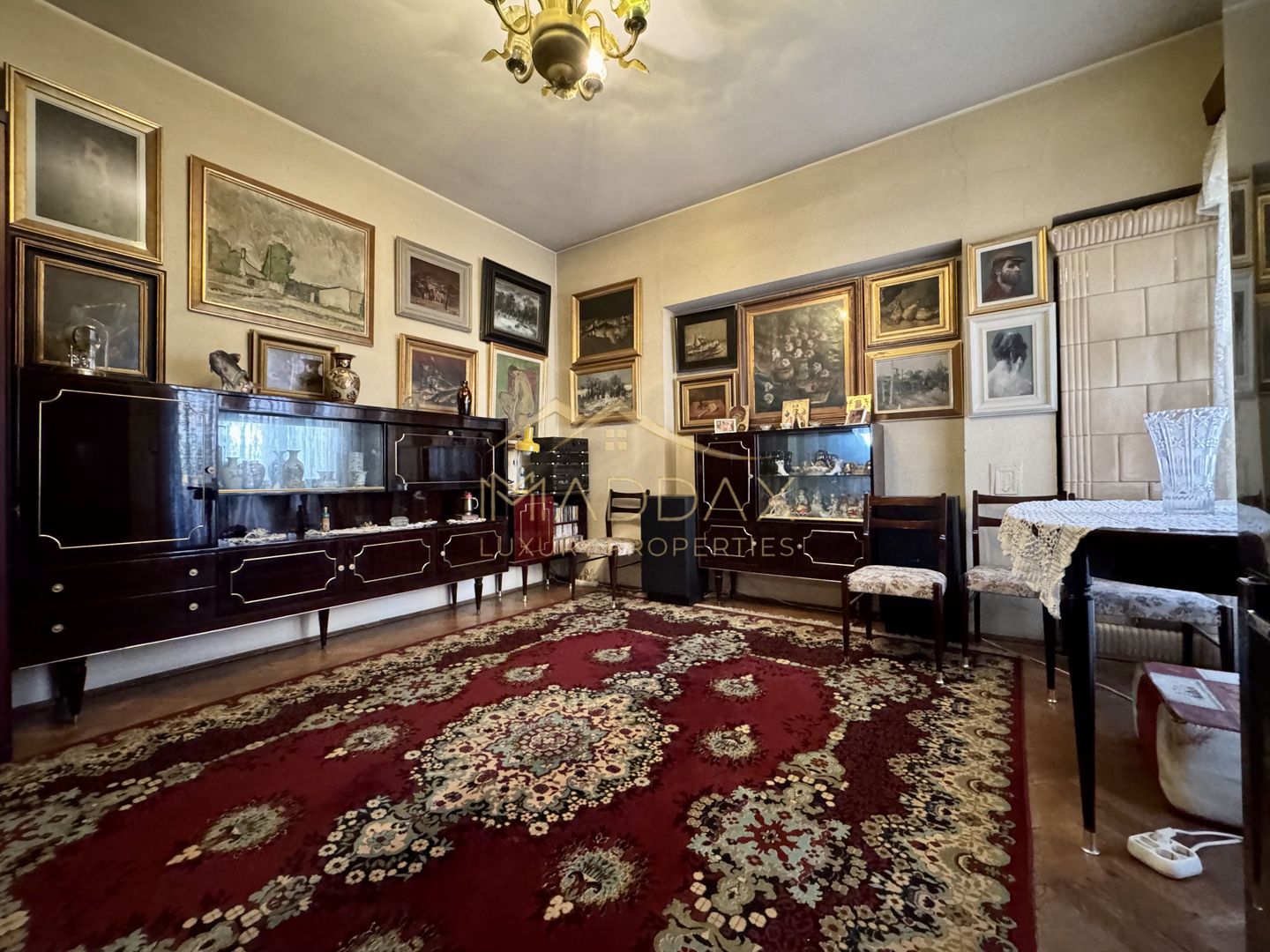 Vila cu 6 camere *310mp*  + Garaj // Primăverii - Poză 14