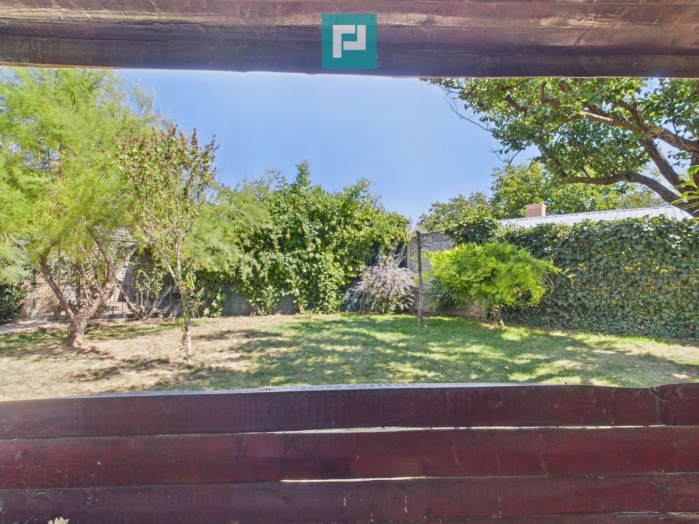 Casă și clădire de apartamente la Orțișoara - Poză 50