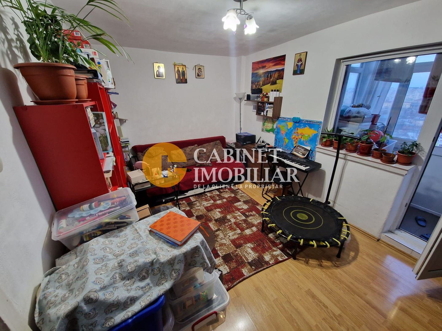 3 Camere Decomandat- Etaj intermediar+ Loc de parcare- Zona Alexandru cel Bun - Poză 1