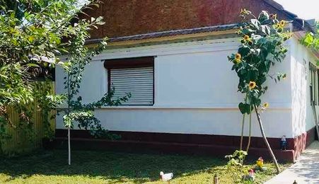 Casă + 2870 mp teren – oportunitate Ciocaia