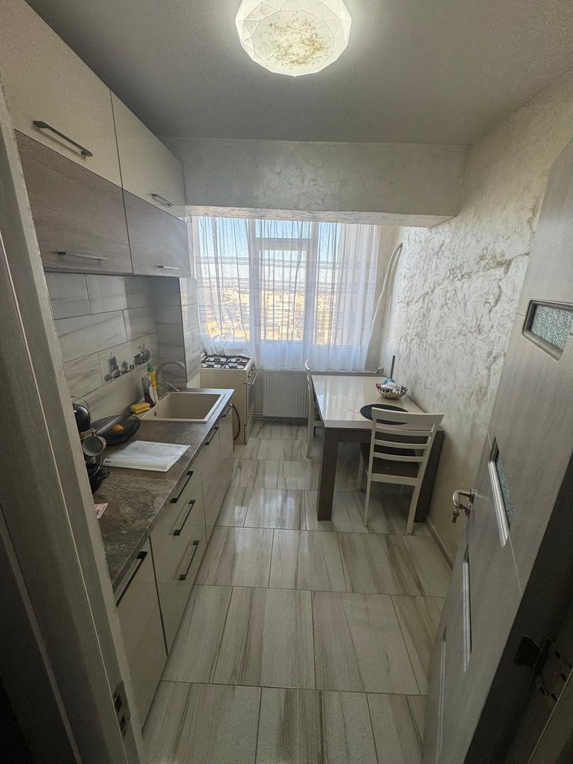 Apartament 3 camere de vânzare – Tineretului, bloc turn - Poză 11