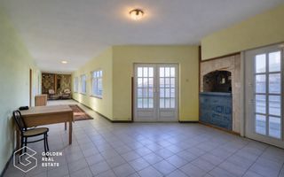 Casa cu 2 corpuri de cladire, Lipova - Poză 4