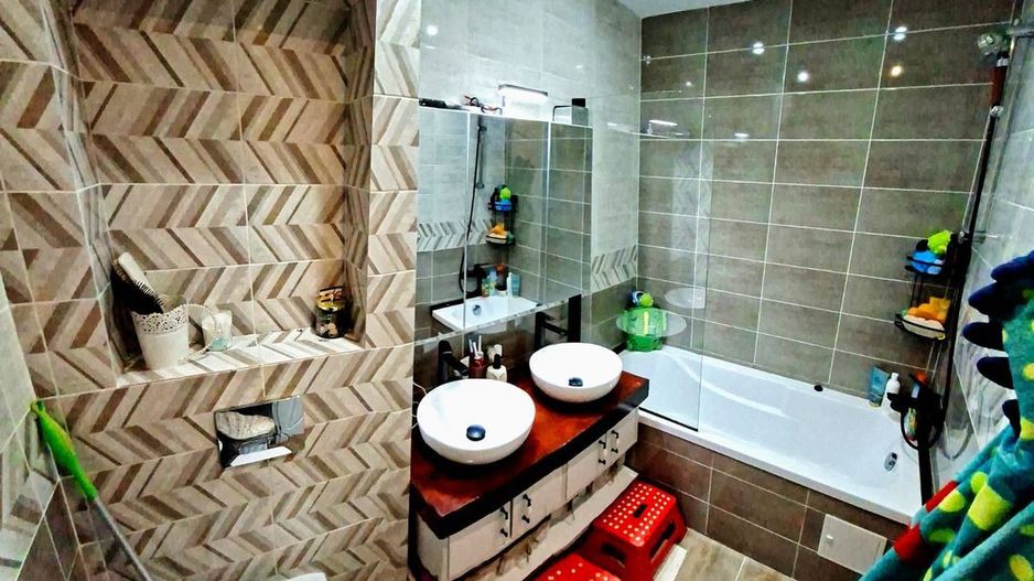 Apartament 2 camere de vanzare Drumul Taberei -prelungirea Ghencea - Poză 7