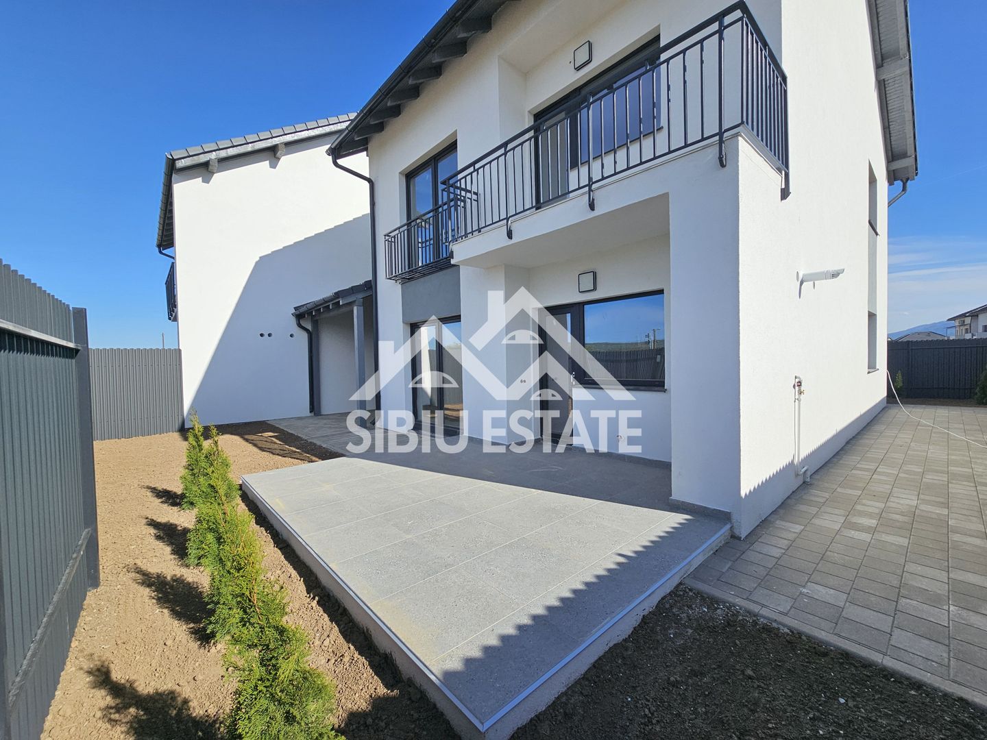 Casa noua la cheie 4 camere, 2bai, terasa, carport - Poză 3