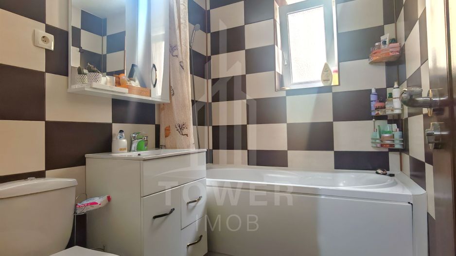 Apartament cu 3 camere 74 mp de vânzare în zona Turnisor - Poză 14