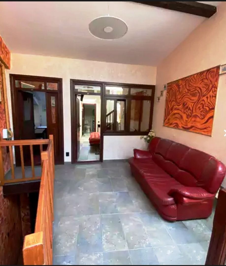 Pensiune cu 18 camere in centrul Brasovului - Poză 22