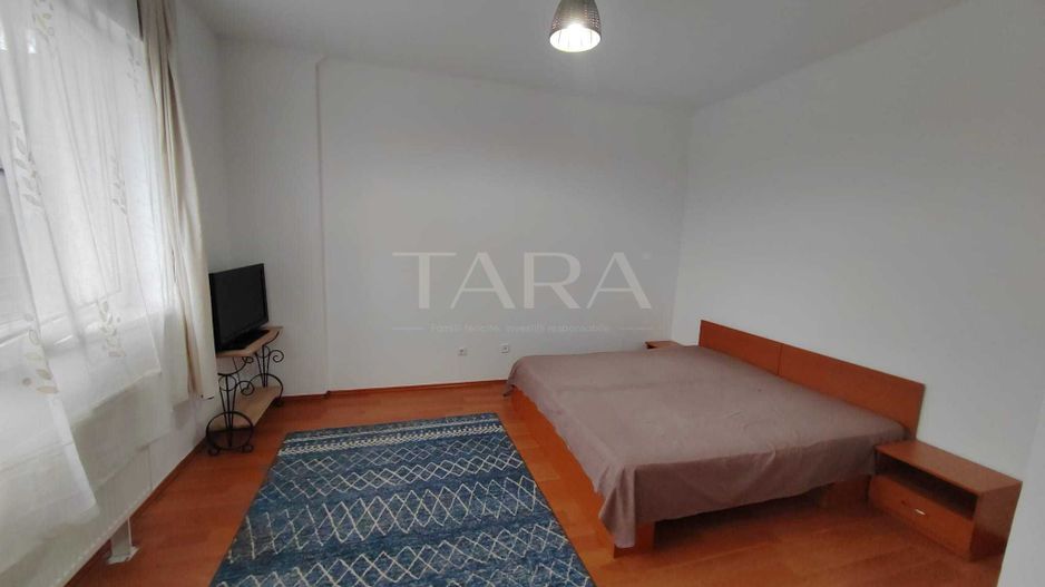 Apartament cu 1 cameră, zonă liniștită, ideal pentru investiție. - Poză 1