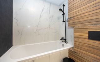 Apartament Alphaville cu vedere superba spre Tampa - Poză 19