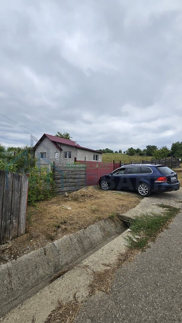 Casă în sat Ciurea, Iași – 75 mp utili, teren 595 mp, construcție 2018 - Poză 2