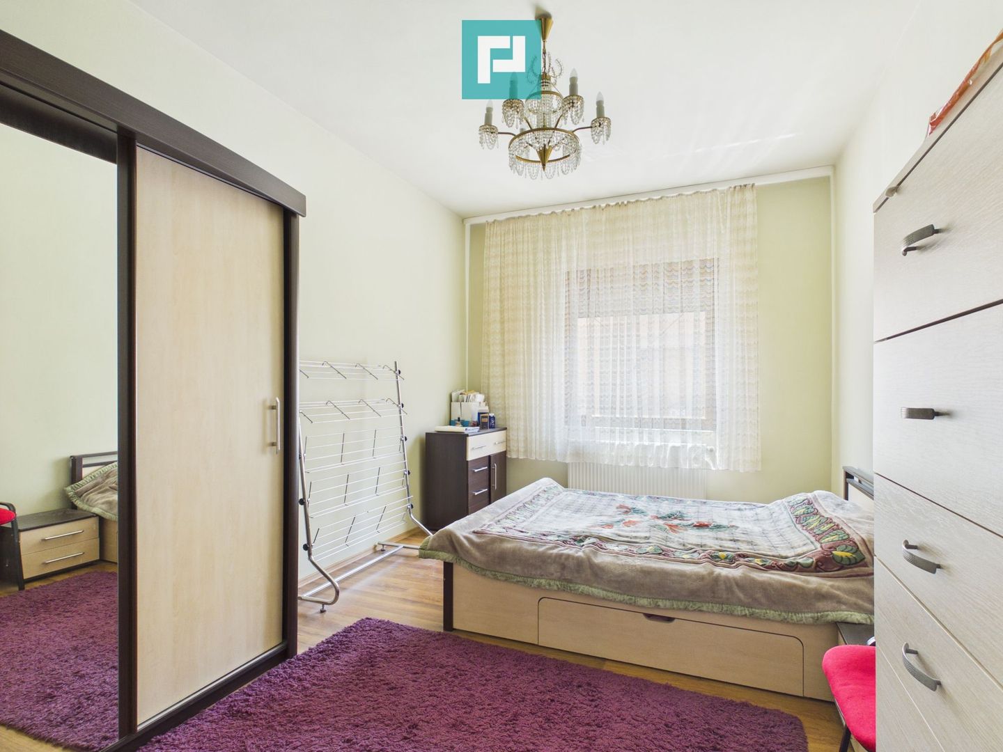 Casă ultracentrală cu 6 camere pentru investiții - Poză 12