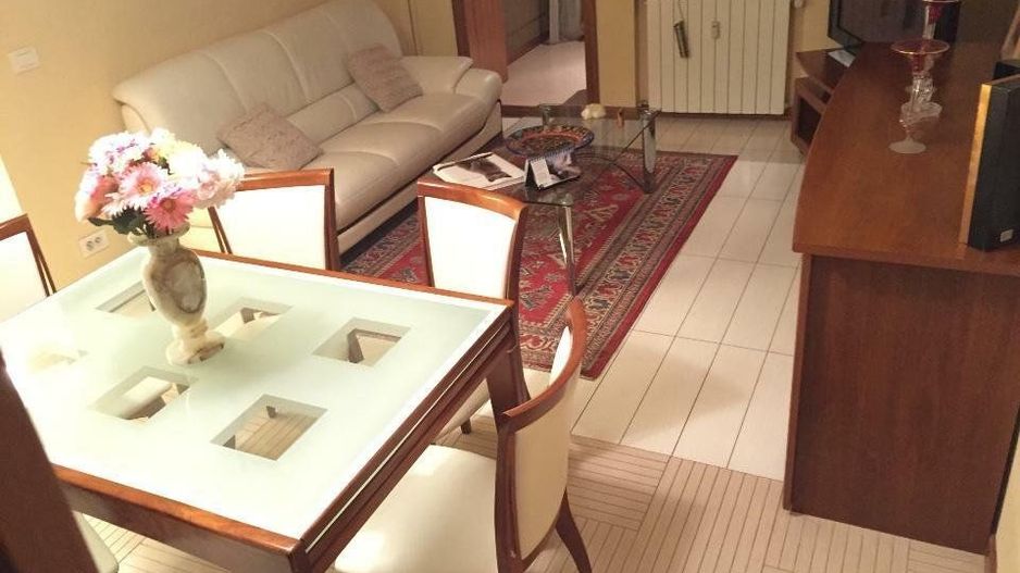 Apartament luminos Unirii Pillat - Poză 1