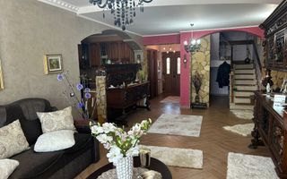 Vila impresionanta Husi + 2835 mp teren, P+1+M, constructie deosebita - Poză 10