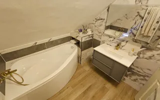 Casa Individuala cu 4 camere, de inchiriat, zona Lupeni - Poză 15