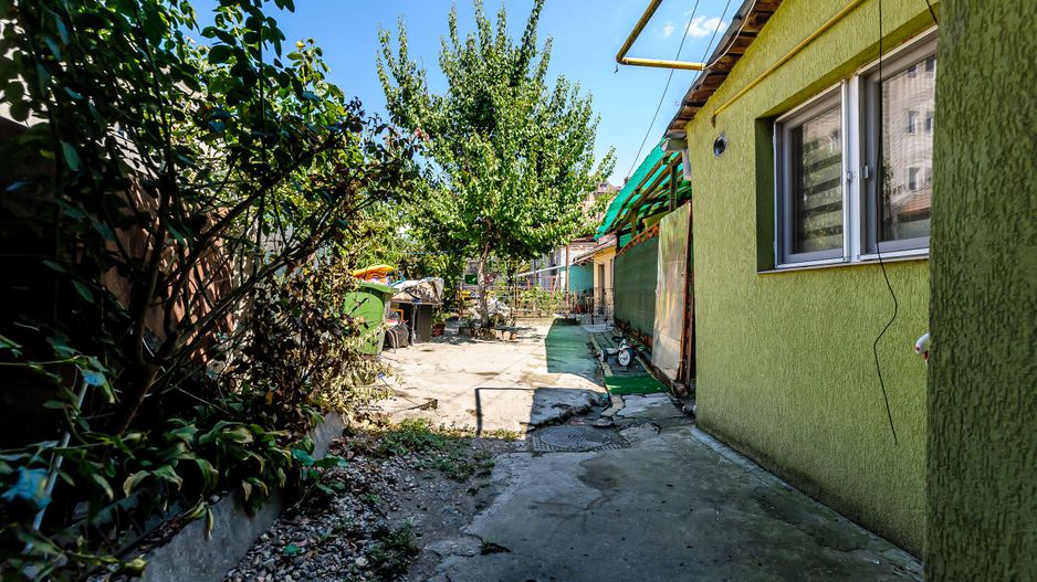 REZERVAT!Apartament 2 camere spatios la casa individuala zona centrala - Poză 10