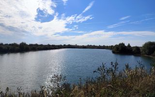 Balta de Pescuit & Cabana din Busteni – Refugiu de Vis langa Oradea🌳 - Poză 15