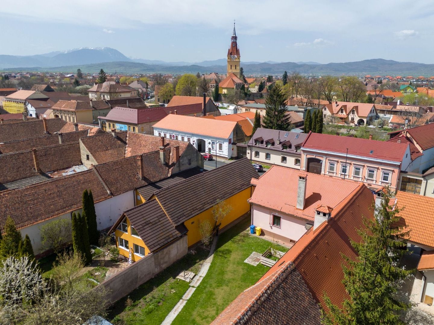 Casă Săsească Autentică cu Șură Impresionantă în Cristian – Teren 2729mp - Poză 38