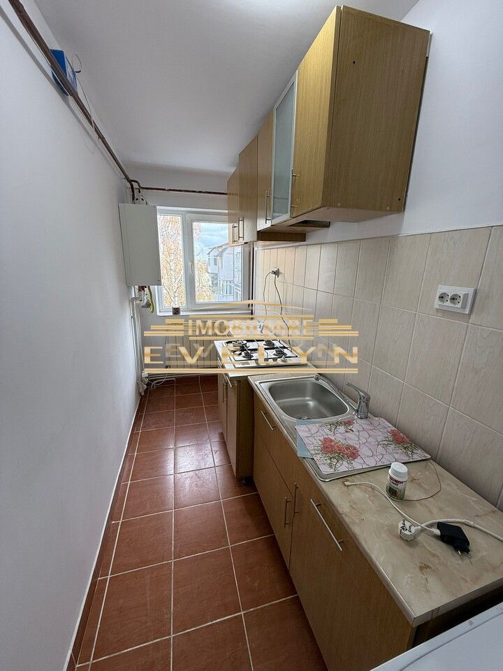 De închiriat apartament 2 camere – zona Grădinița 19 / SRI - Poză 3