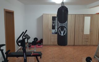 Spațiu comercial de închiriat, 90 mp, complexul Avantgarden, Brașov - Poză 2