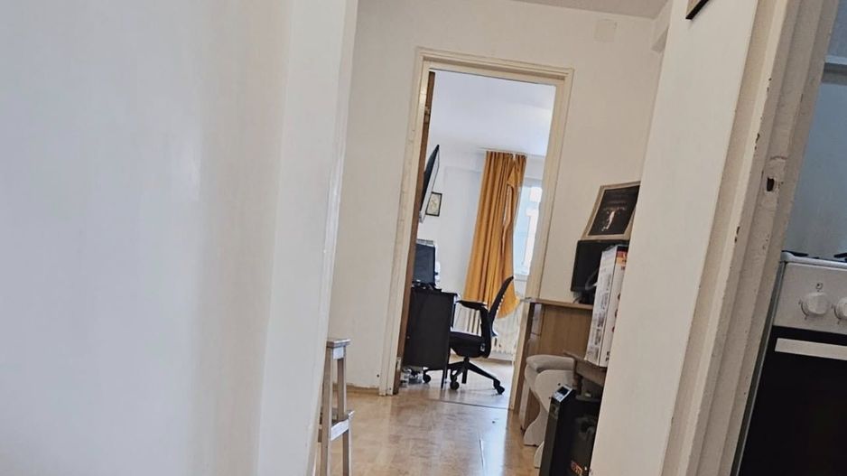 APARTAMENT 2 CAMERE BRANCOVEANU - Poză 3