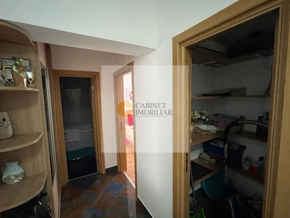 2 camere decomandat | 55 mp utili | Zona Unirii| Bloc 1996 - Poză 3