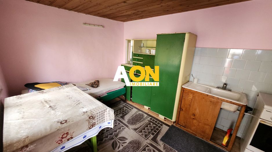 De vanzare casa 3 camere, 719mp teren, Cetate - Poză 10