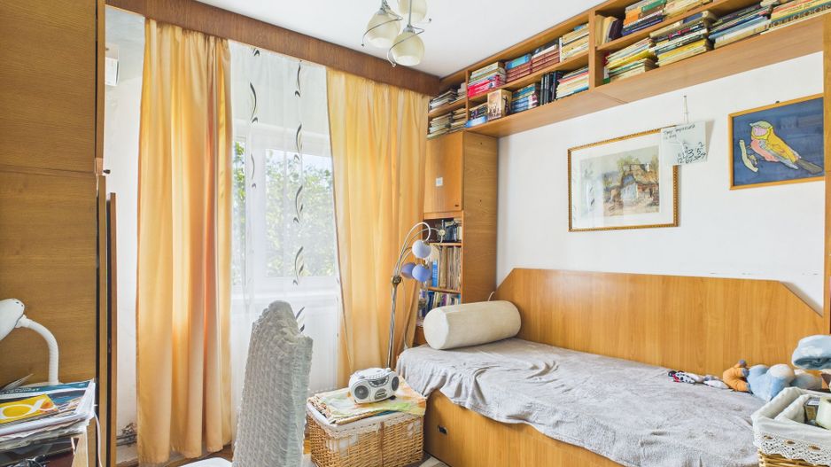 Apartament cu 3 camere, decomandat în Dâmbovița - Poză 5