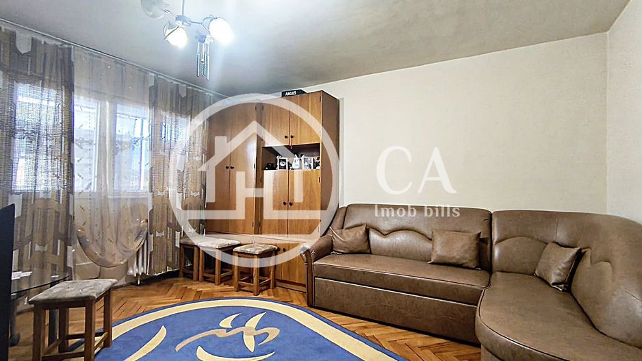 Apartament de vânzare cu 3 camere în zona Rogerius, Oradea - Poză 9