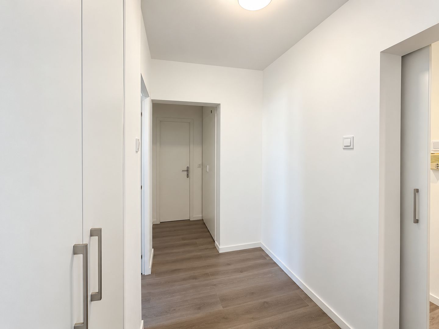 De închiriat-apartament 2 camere-Răcădău-Jepilor-0% Comision - Poză 8