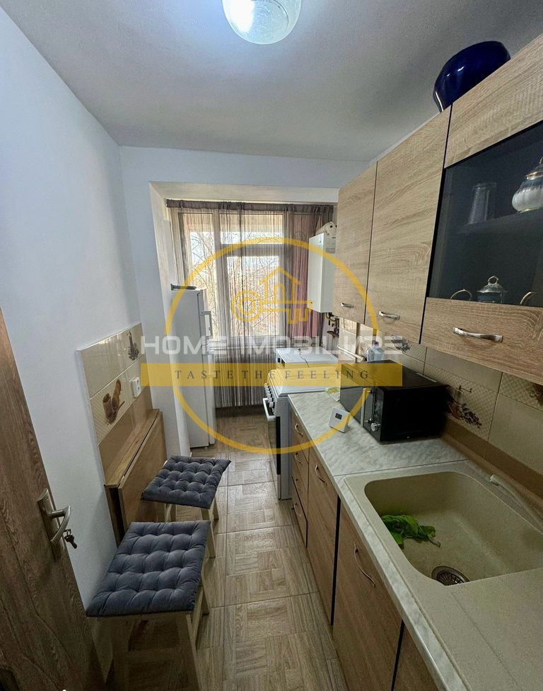 Apartament cu 2 camere/ 38mp/ zona Podu Ros - Poză 6