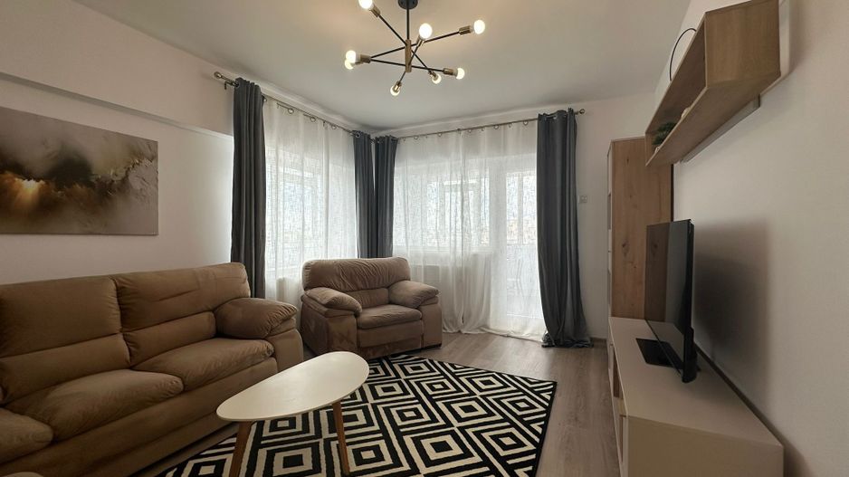 Apartament 4 camere decomandat, vedere panoramică, zona Dacia - Poză 2