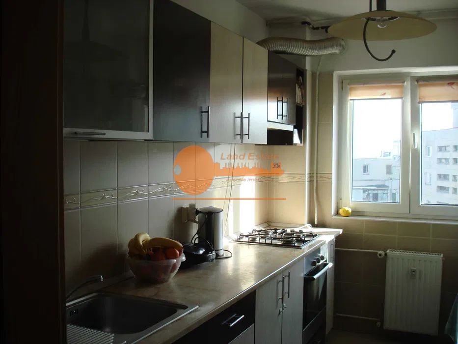 2 Camere - 6 Minute de Metrou Dristor - Poză 7
