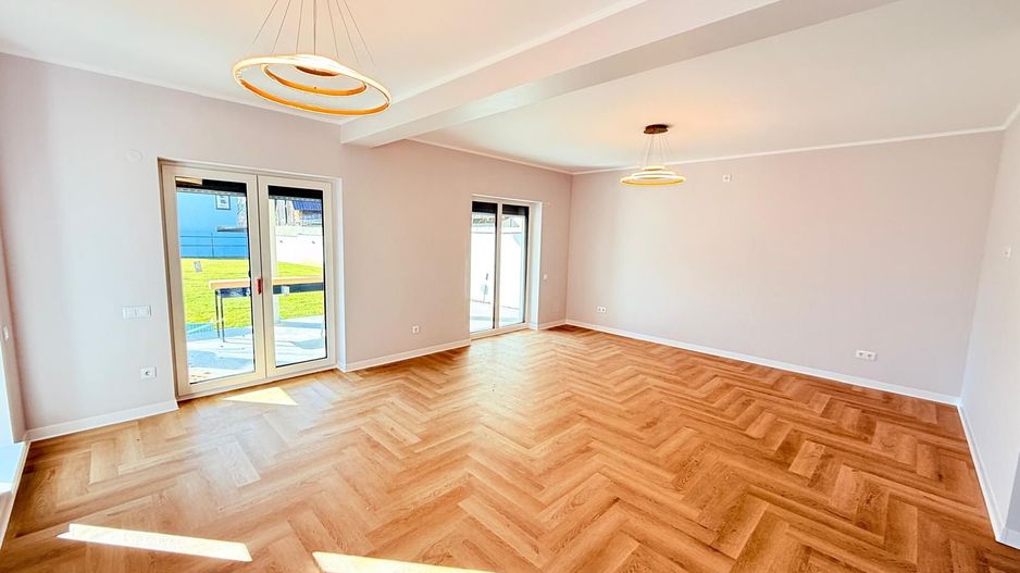 Casă individuală premium de vânzare în Șelimbăr – 650 mp teren - Poză 8