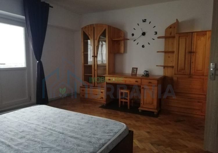 # inchiriez ap 1 cam Pacurari - Poză 1