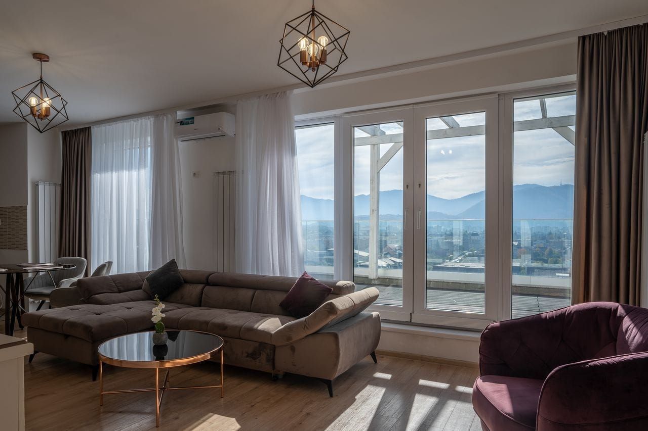 De inchiriat penthouse zona Tractorul, Coresi - Poză 2