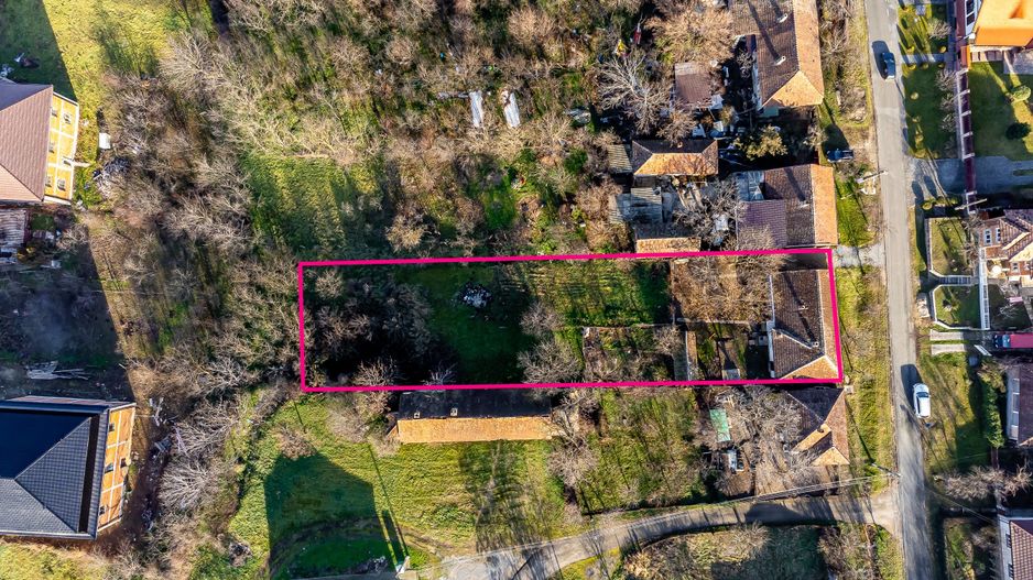 VÂNDUT! Casă cu teren generos de 1680mp pe dealul Șiriei! - Poză 4