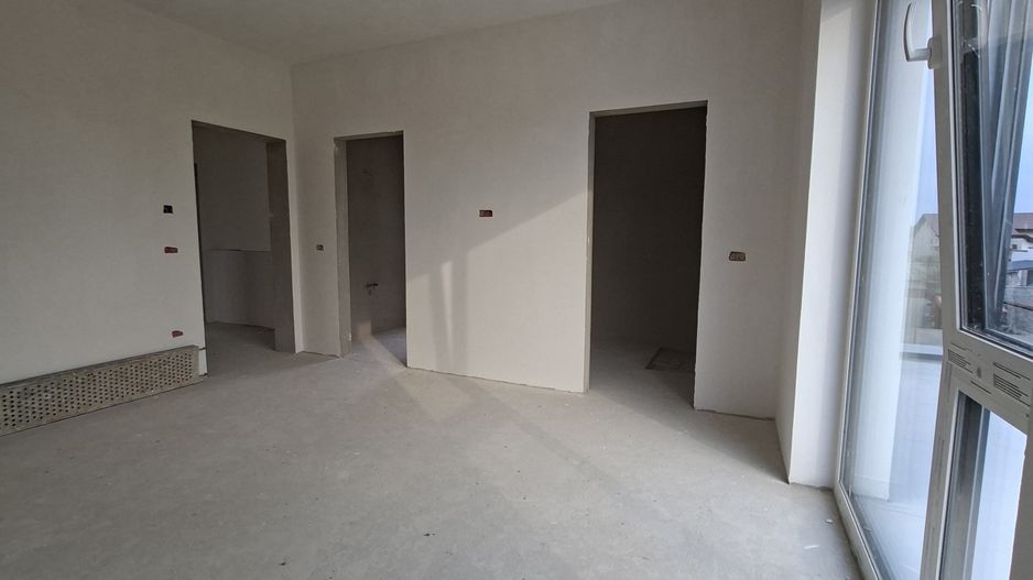 Duplex cu 5 camere si teren de 372mp - Poză 9