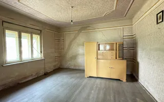 Casă 4 camere, Teren 1955 mp Str. Vezendiului Nr. 366 - Loc. Petrești, Satu Mare - Poză 11